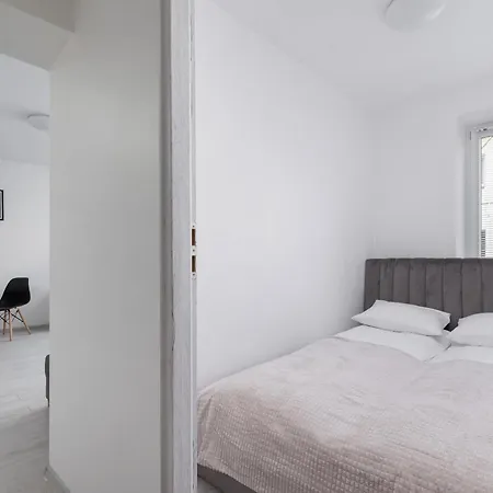 Bright For 4 Guests 1,6km Silesian Stadium By Renters * Chorzów