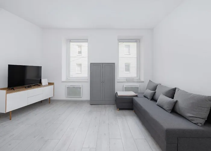 Appartement Bright For 4 Guests 1,6km Silesian Stadium By Renters *