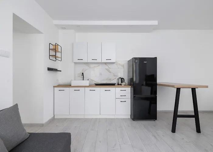 Bright For 4 Guests 1,6km Silesian Stadium By Renters Appartement *