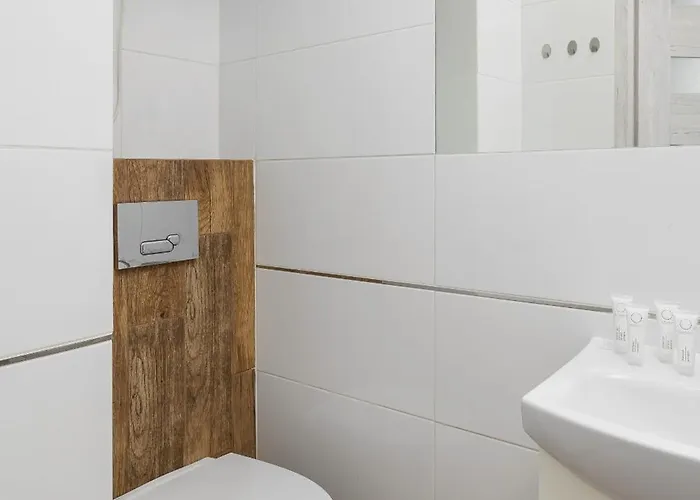 Bright For 4 Guests 1,6km Silesian Stadium By Renters *