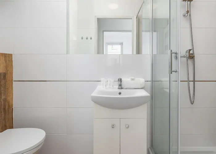 Bright For 4 Guests 1,6km Silesian Stadium By Renters *